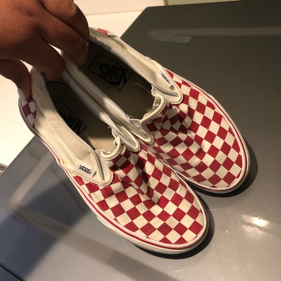 Check vans - Picture 6 of 6